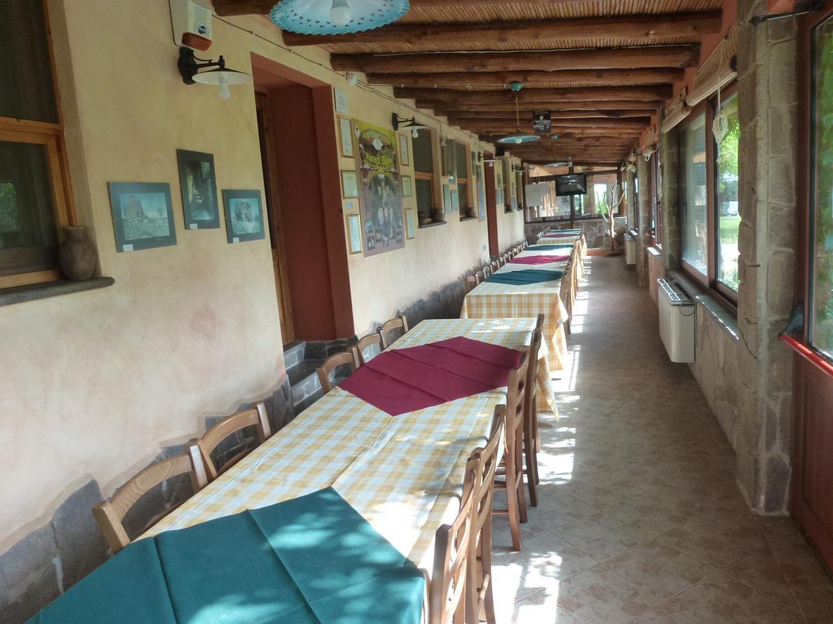 Agriturismo Nuragh'Elighe Sindia Exteriör bild