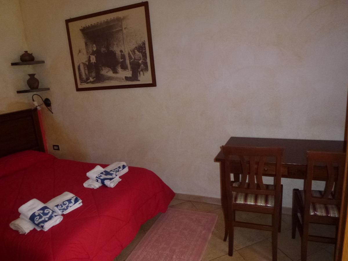 Agriturismo Nuragh'Elighe Sindia Exteriör bild
